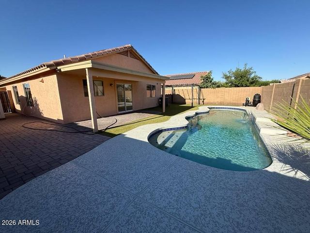 6617 W NEZ PERCE Street, Phoenix, AZ 85043