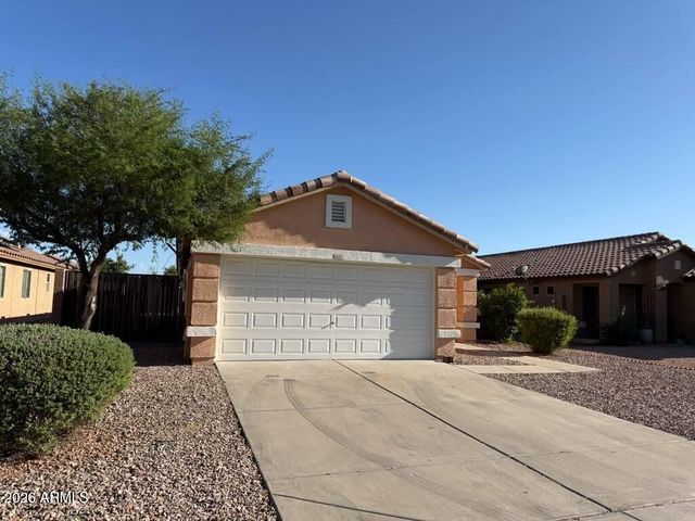 6617 W NEZ PERCE Street, Phoenix, AZ 85043