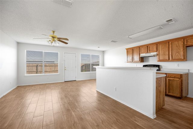 4524 Alamosa Street, Fort Worth, TX 76119