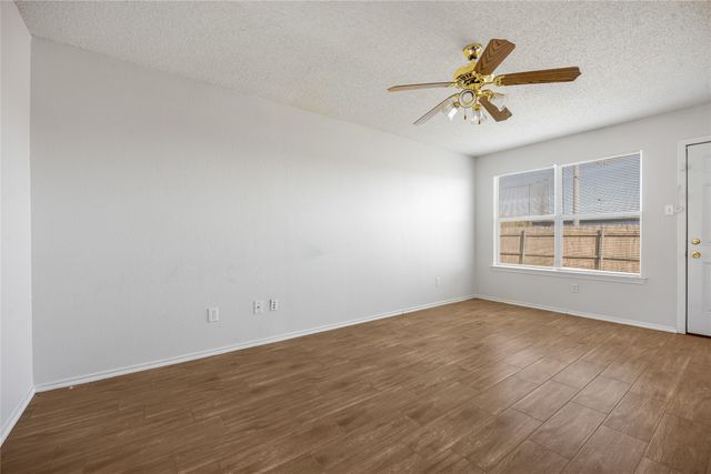 4524 Alamosa Street, Fort Worth, TX 76119