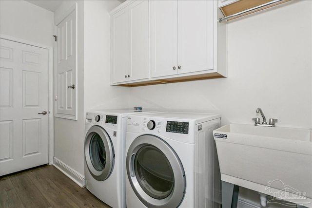 4737 Majestic Palm St, Pace, FL 32571