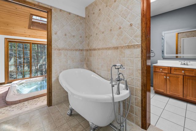6 Snowdin Ridge, York, ME 03909