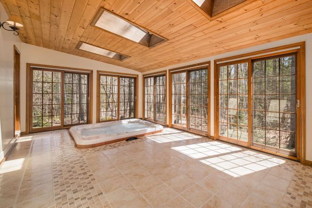 6 Snowdin Ridge, York, ME 03909