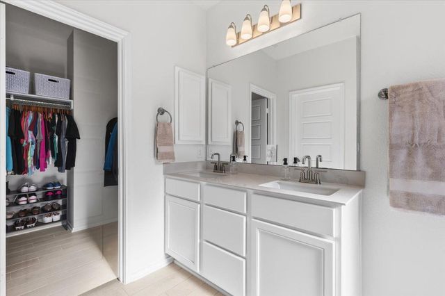 6909 Daniel Ranch DR, Austin, TX 78744