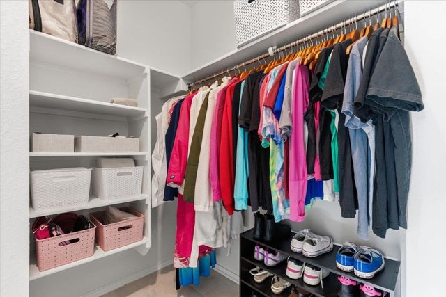 6909 Daniel Ranch DR, Austin, TX 78744