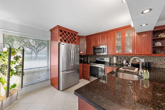 11927 SW 13th Court -, Davie, FL 33325