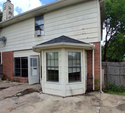 2215 Stillwater Drive, Mesquite, TX 75181