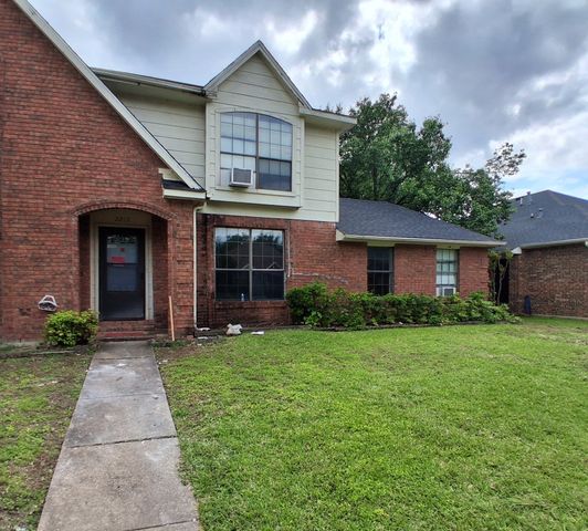 2215 Stillwater Drive, Mesquite, TX 75181