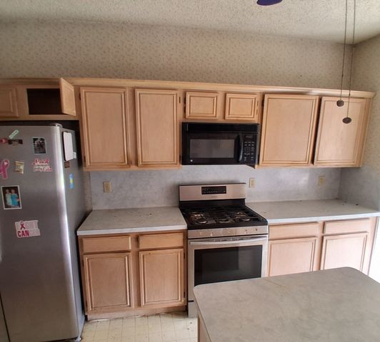 2215 Stillwater Drive, Mesquite, TX 75181