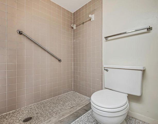 4640 Lucerne Lakes Boulevard 206, Lake Worth, FL 33467