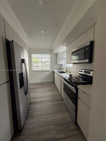 2634 SE 21st Court 203-C, Homestead, FL 33035