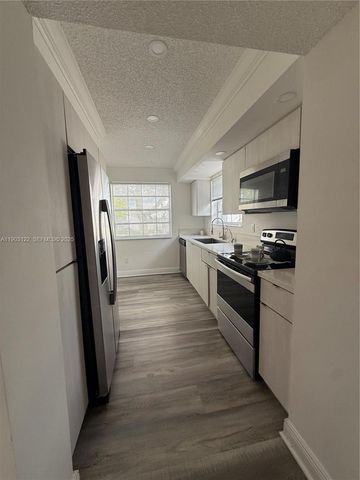 2634 SE 21st Court 203-C, Homestead, FL 33035