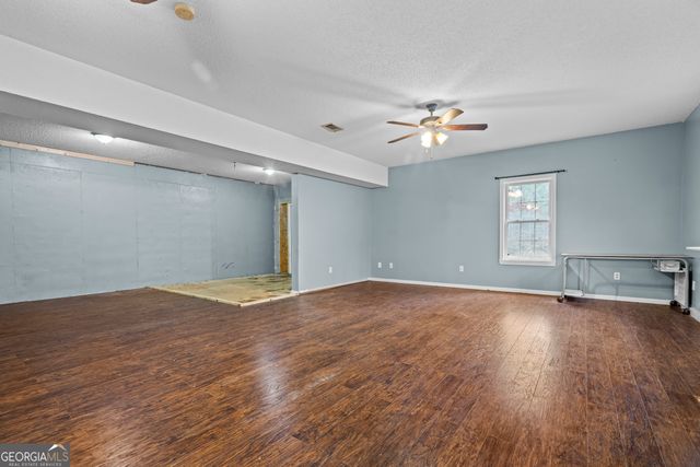 529 Veterans Drive, Danielsville, GA 30633