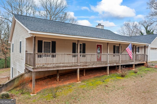 529 Veterans Drive, Danielsville, GA 30633