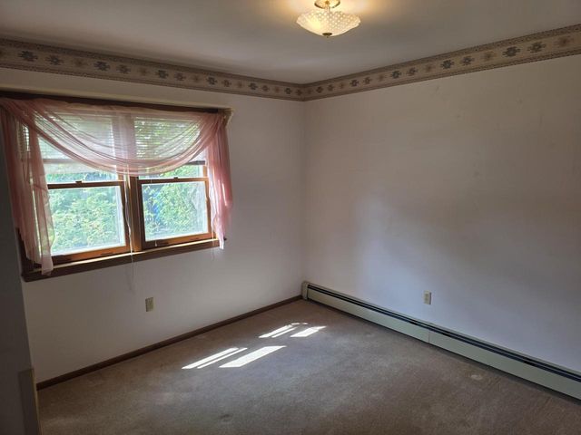 662 Western AVENUE, Sheboygan Falls, WI 53085