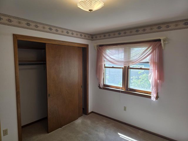 662 Western AVENUE, Sheboygan Falls, WI 53085