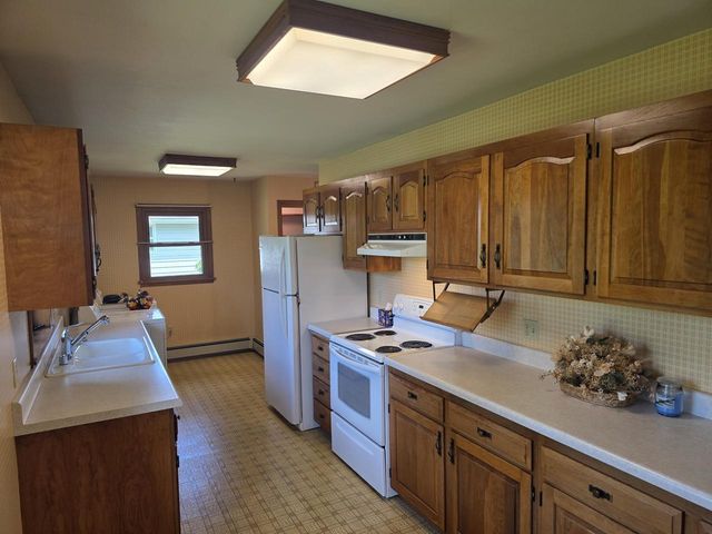 662 Western AVENUE, Sheboygan Falls, WI 53085