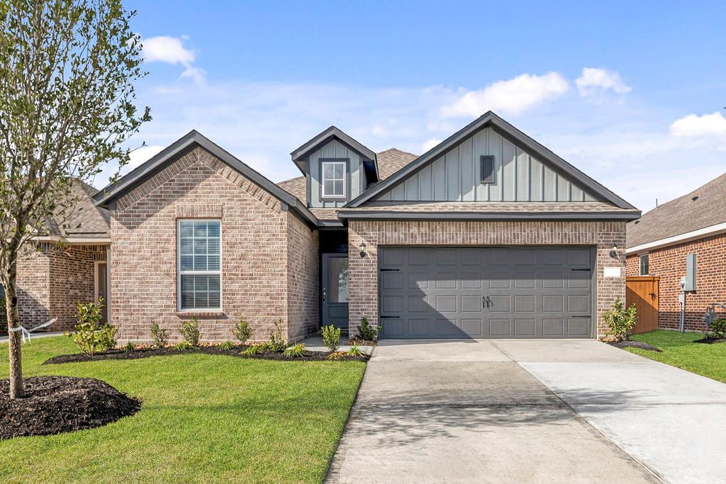 1119 Moonlight Trace Drive, Beasley, TX 77417