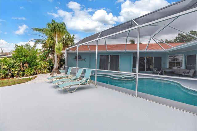 4911 PALMETTO POINT DRIVE, Palmetto, FL 34221