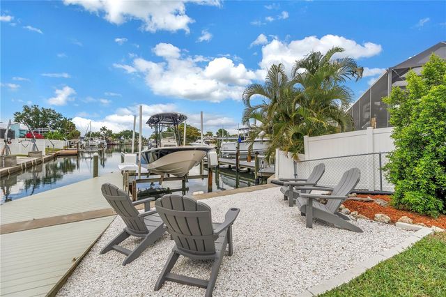 4911 PALMETTO POINT DRIVE, Palmetto, FL 34221