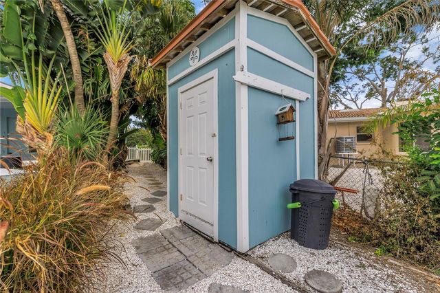 4911 PALMETTO POINT DRIVE, Palmetto, FL 34221