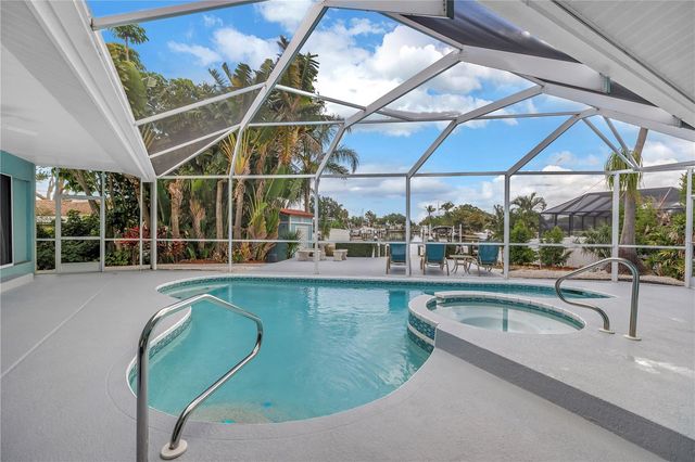 4911 PALMETTO POINT DRIVE, Palmetto, FL 34221