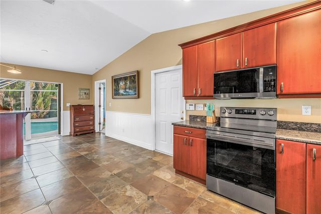 4911 PALMETTO POINT DRIVE, Palmetto, FL 34221