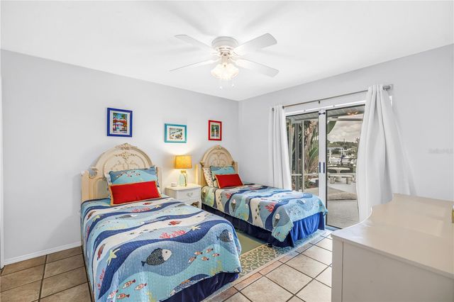 4911 PALMETTO POINT DRIVE, Palmetto, FL 34221