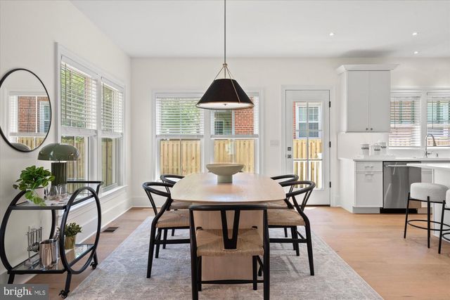 26 W CHAPMAN ST, Alexandria, VA 22301