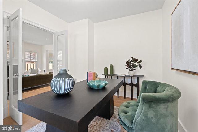 26 W CHAPMAN ST, Alexandria, VA 22301