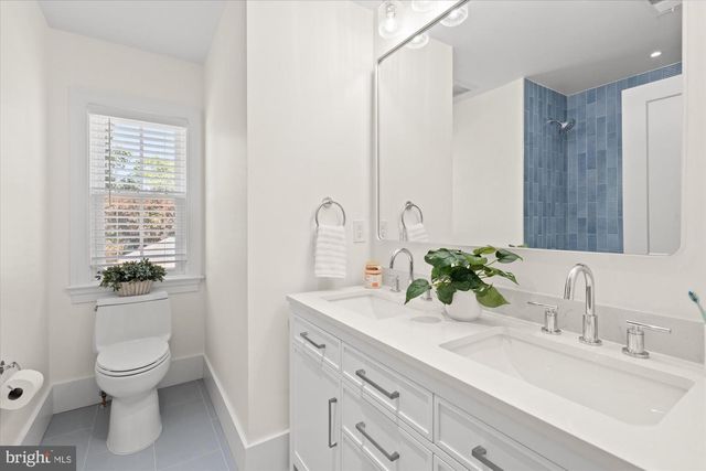 26 W CHAPMAN ST, Alexandria, VA 22301