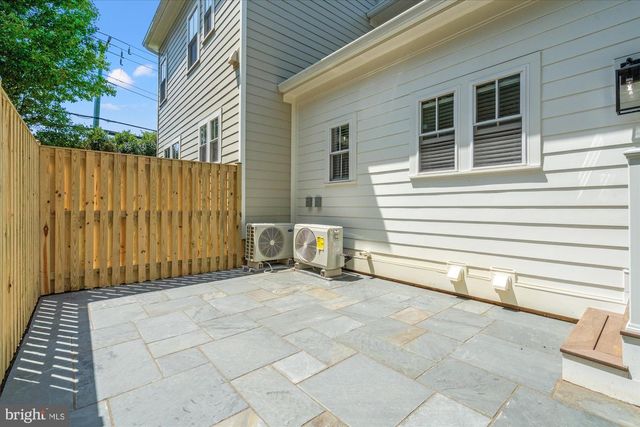 26 W CHAPMAN ST, Alexandria, VA 22301