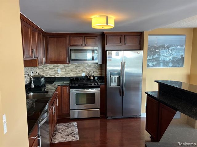 250 E Harbortown Drive 1104, Detroit, MI 48207