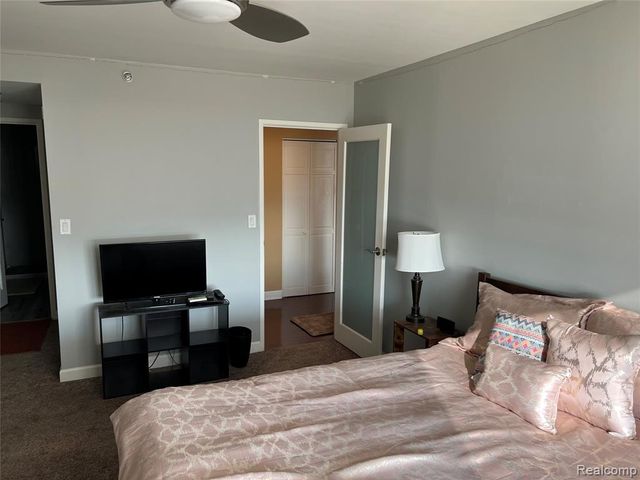 250 E Harbortown Drive 1104, Detroit, MI 48207