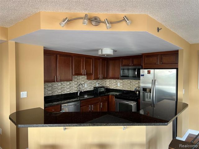 250 E Harbortown Drive 1104, Detroit, MI 48207