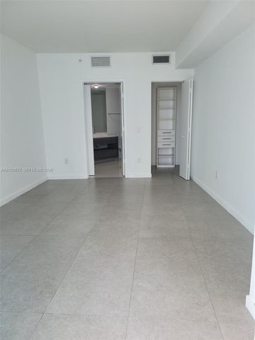 1100 S Miami Avenue 2001, Miami, FL 33130