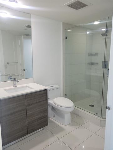 1100 S Miami Avenue 2001, Miami, FL 33130
