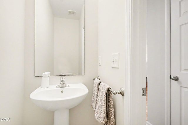 115 Grindstone Drive, Apex, NC 27502