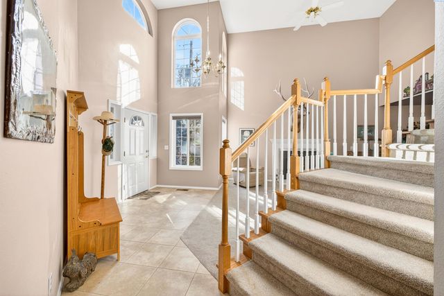 39 Paradise Dr, Burbank, WA 99323