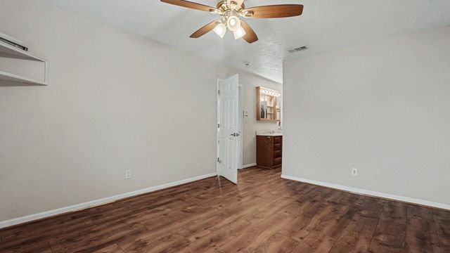 5615 John Martin Road, Baytown, TX 77521