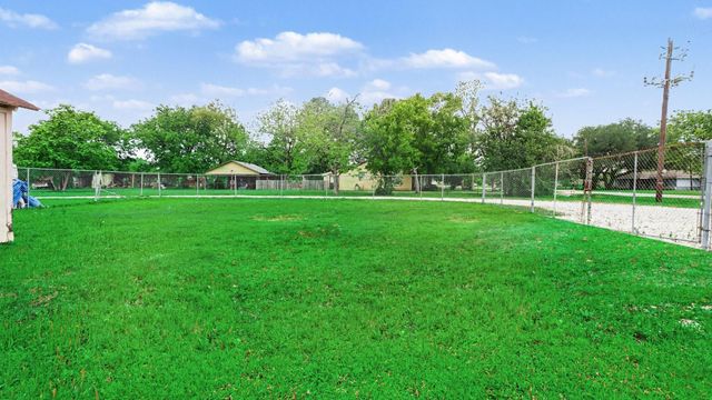 5615 John Martin Road, Baytown, TX 77521