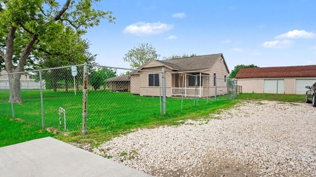 5615 John Martin Road, Baytown, TX 77521