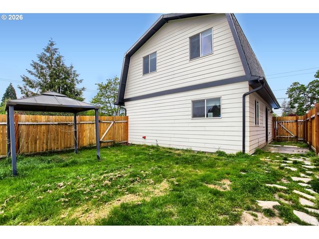 102 Se 3RD St, Battle Ground, WA 98604