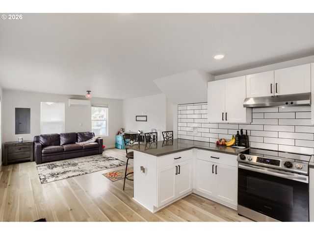 102 Se 3RD St, Battle Ground, WA 98604