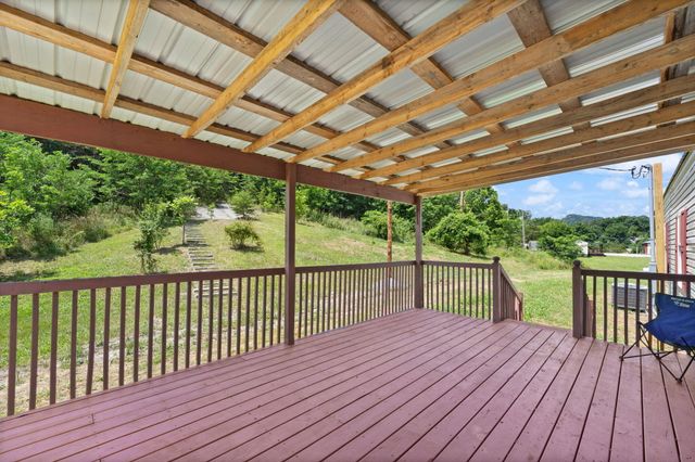 644 Charlie Abney Road, Berea, KY 40403