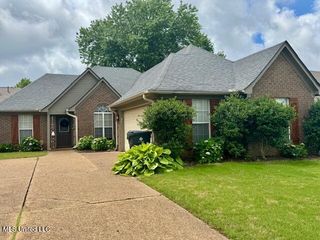41 Cross Creek Drive, Hernando, MS 38632
