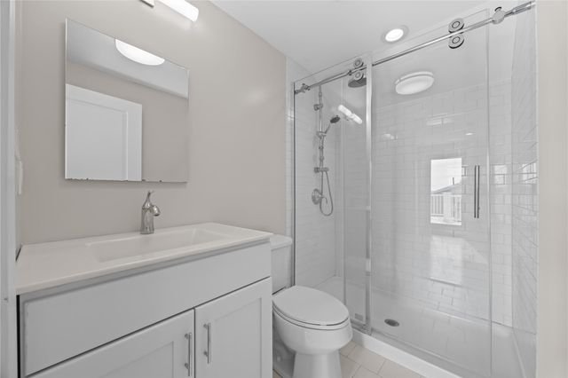47 island point, Bronx, NY 10464