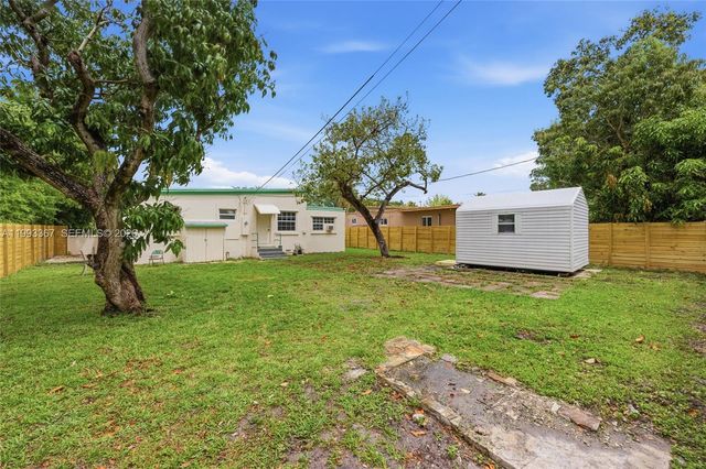 1620 NE 160th St 1620, North Miami Beach, FL 33162