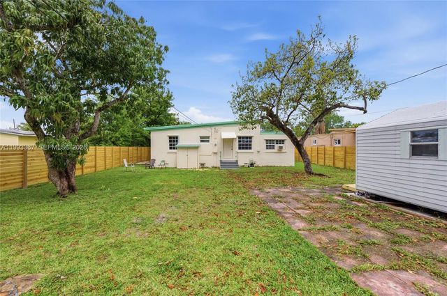 1620 NE 160th St 1620, North Miami Beach, FL 33162