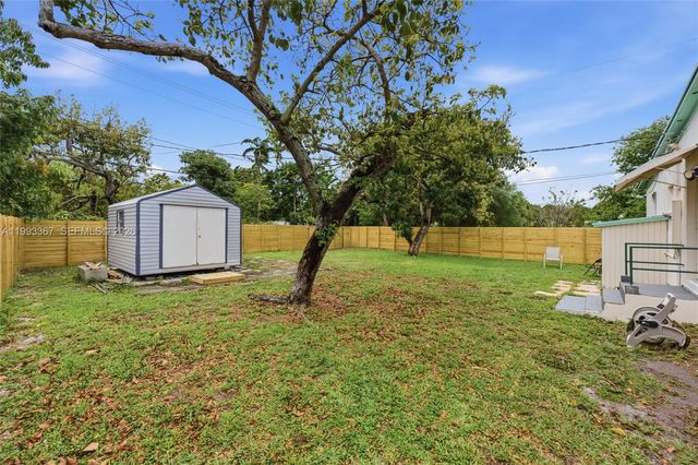 1620 NE 160th St 1620, North Miami Beach, FL 33162